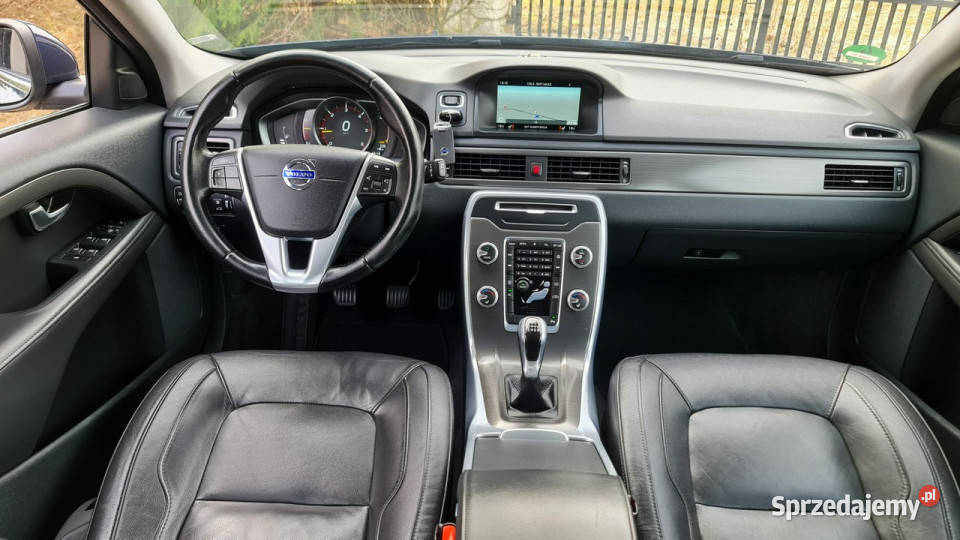 Volvo V70 20 D4 181 Momentum Navi Digital Skóra Kombi świętokrzyskie Chmielnik