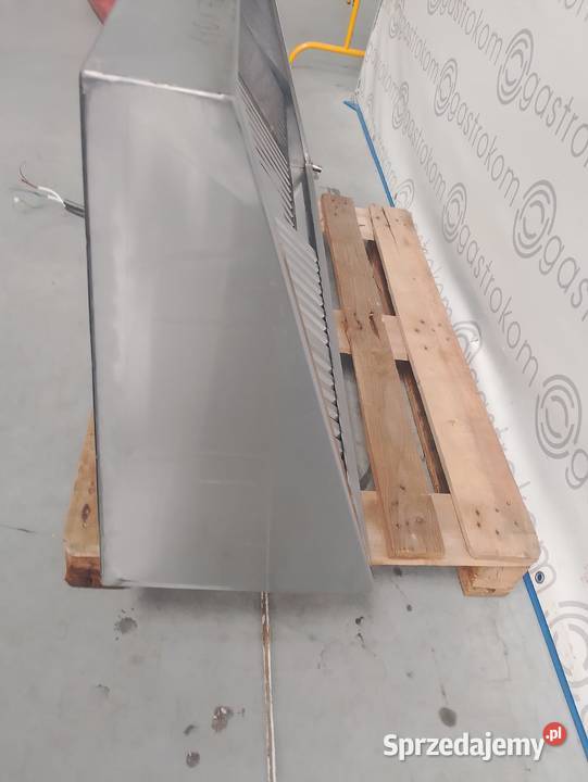 Okap przyścienny skośny z łapaczami 140x70x40 Wrocław