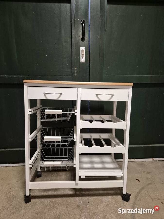 Szafka i poduszki dolnośląskie