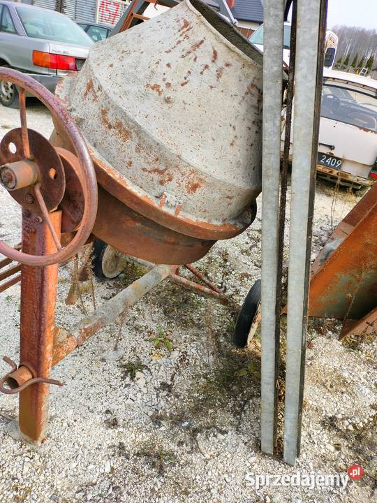 maszyny rolnicze betoniarka słupki złom użytkowy