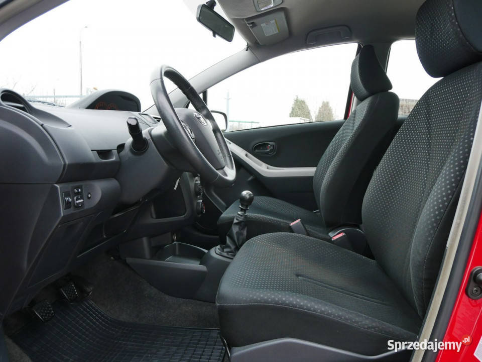 Toyota Yaris 133 Dual VVTI 99 Krajowy 2gi Właśl 1329cm3 śląskie