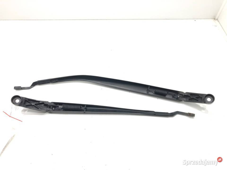 RAMIĘ WYCIERACZKI KOMPLET PRZÓD TOYOTA COROLLA