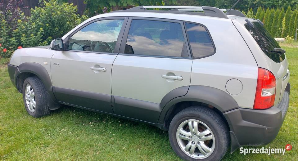Sprzedam HYUNDAI Tucson 44 Rakoszyn