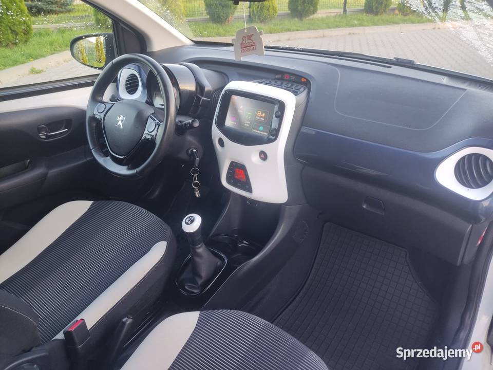 Peugeot 108 12 benzyna tablet klimatronic
