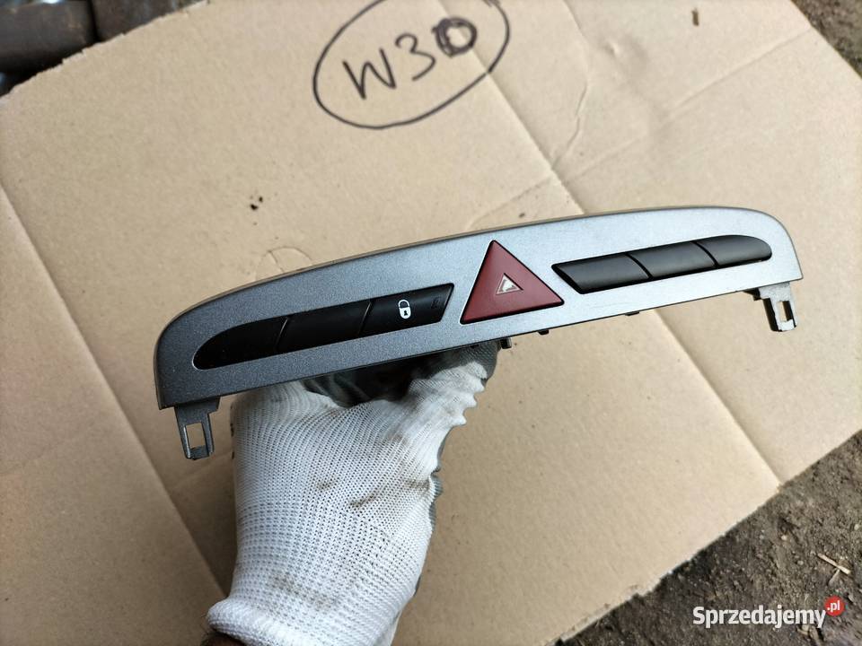 PEUGEOT 308 SW 308SW WŁĄCZNIK ŚWIATEŁ AWARYJNYCH Kamień-Kolonia