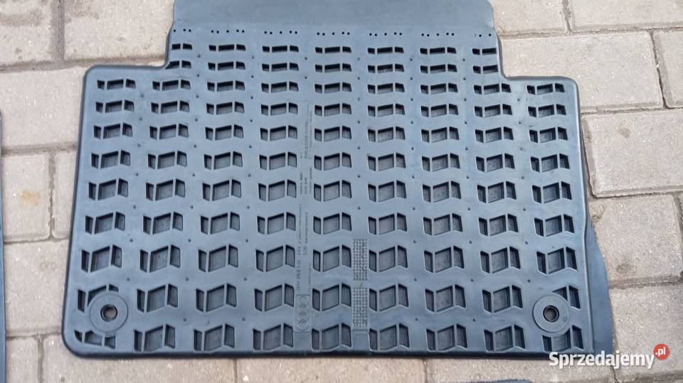 DYWANIKI GUMOWE przod i tył AUDI Q7 4L 4L2061501 warmińsko-mazurskie Giżycko