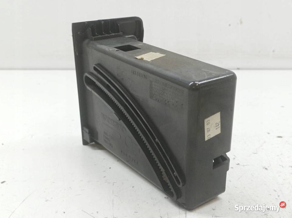 UCHWYT NA KUBEK 38657375 3409712 Volvo S60 I Uchwyty fabryczne sprzedam