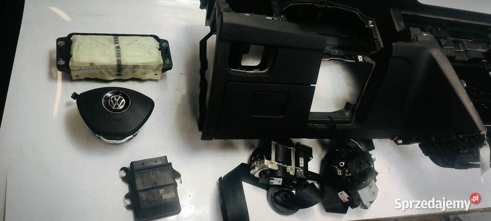 DESKA KOKPIT VOLKSWAGEN PASSAT B8 PODUSZKA PASY osobowe Lipno