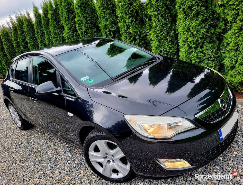 Opel Astra J 14 Turbo Benzyna NISKI PRZEBIEG Kraków