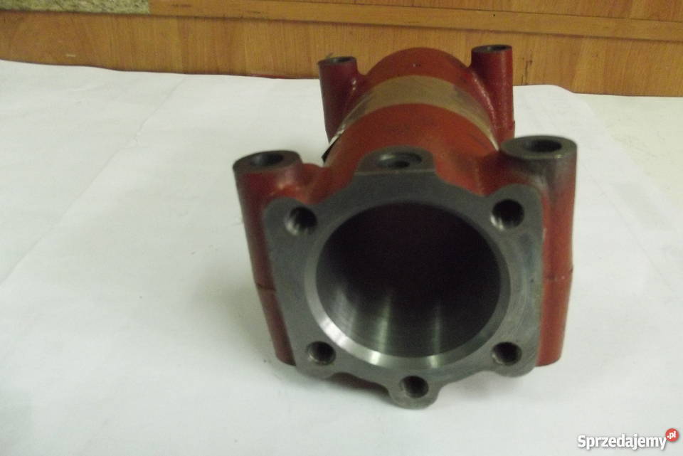 Cylinder podnośnika URSUS C 330 lubelskie Parczew