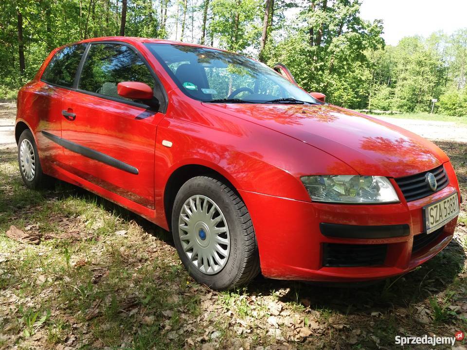 Sprzedam Fiat Stilo czerwony silnik 12 Zarejestrowany w Polsce Szczekociny