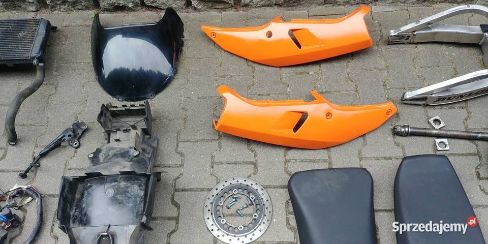 Yamaha YZF750 r rama plastiki części tłumik zachodniopomorskie