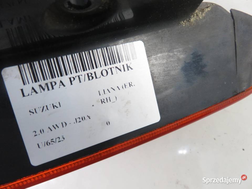 LAMPA PRAWA TYLNA SUZUKI LIANA SEDAN