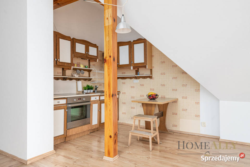 sprzedaży domu wolnostojącego Warszawa 24052m2