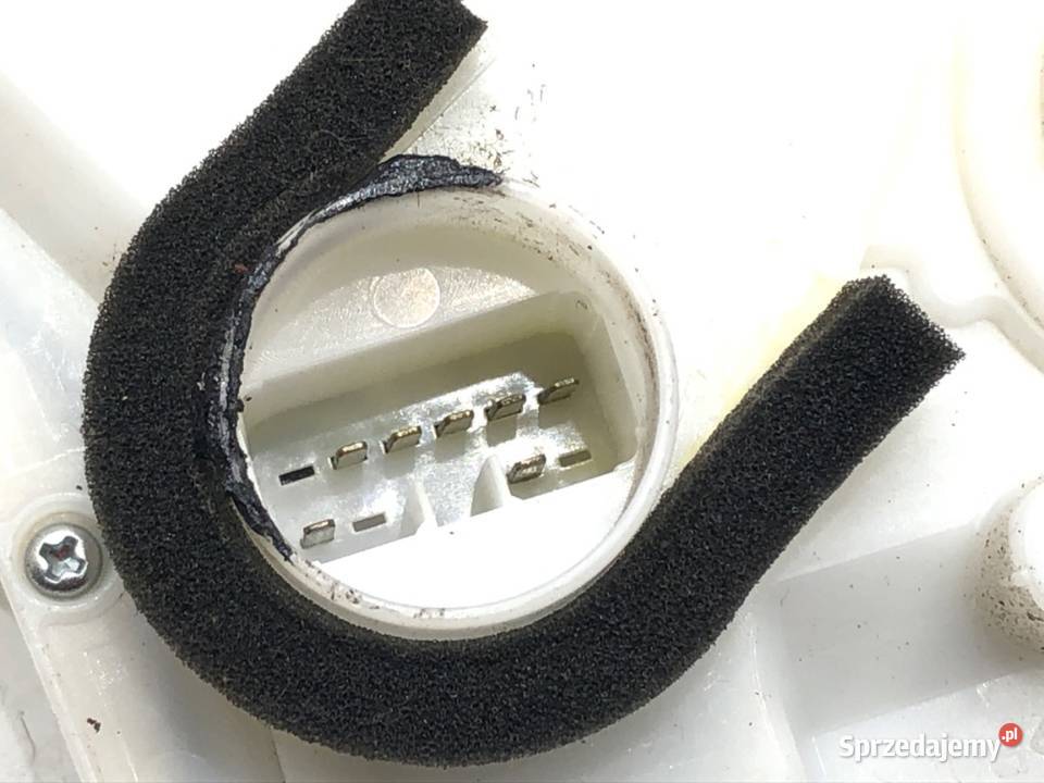 ZAMEK DRZWI PRAWY PRZÓD SUZUKI SX4 Crossover