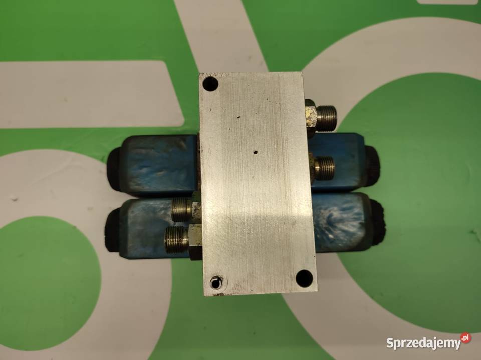 Blok hydrauliczny zmiany ustawienia kół VICKERS