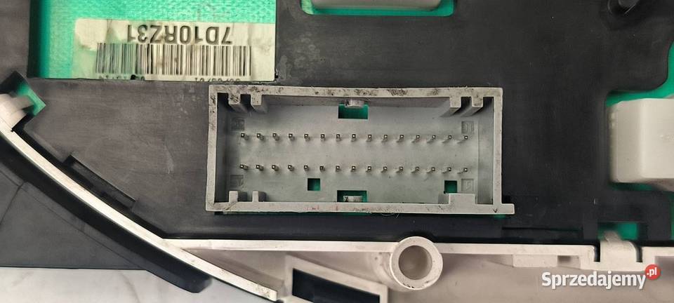 LICZNIK ZEGAR RENAULT LAGUNA II 8200002102 osobowe Lipno