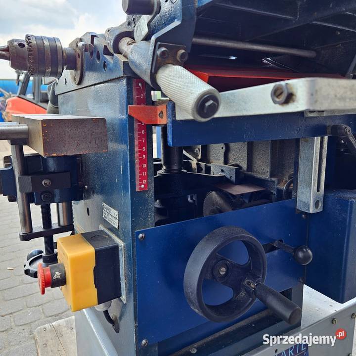 Obrabiarka wieloczynnościowa LOMBARTE combi Karsin