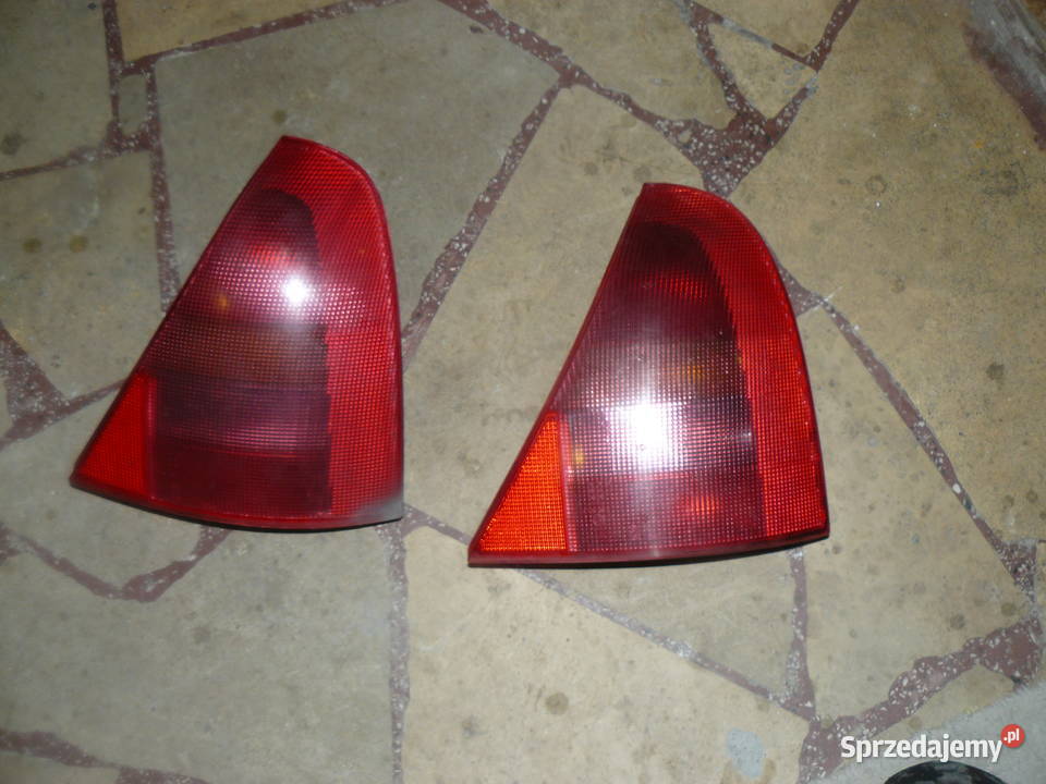 Lampa tylna prawa lewa Renault Clio II przedlift osobowe Kraków