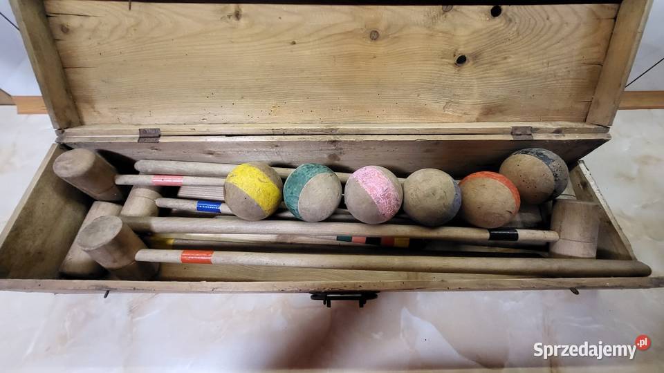 Zabytkowa skrzynia do gry w krokieta croquet Puszczykowo
