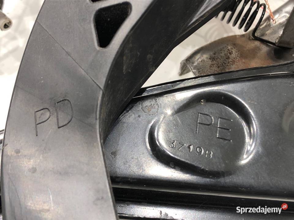 PEDAŁY TOYOTA YARIS III 10 69 osobowe