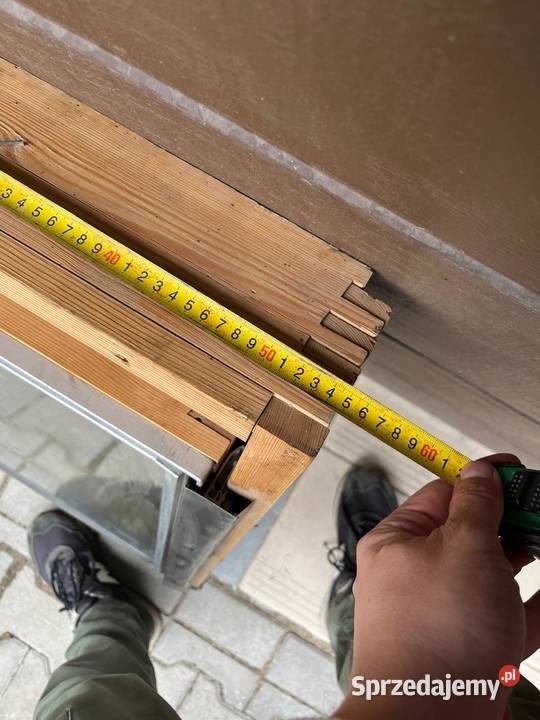 Nowe okno dachowe VELUX GZL drewniane 55x81