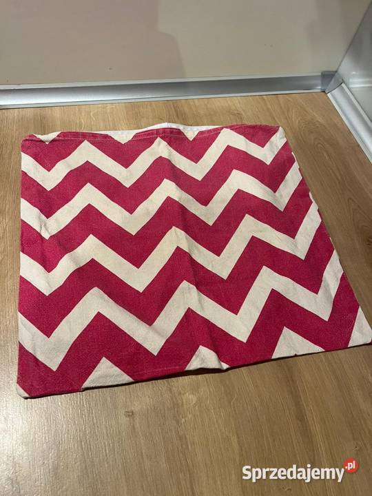 Super poszewka w ciekawy różowy wzór Gdańsk