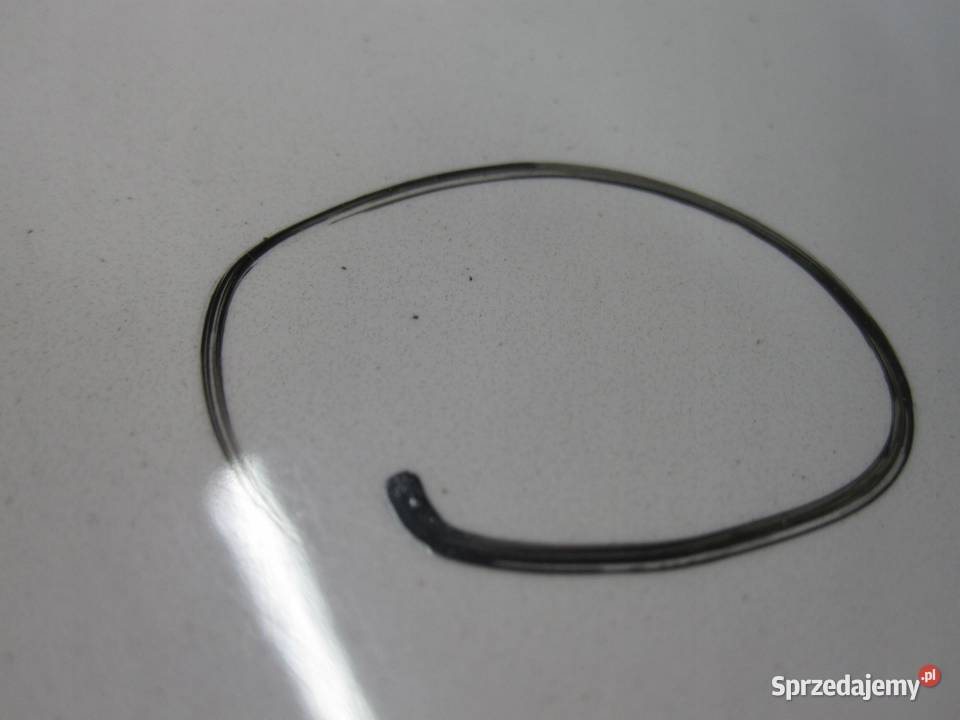 BMW E82 10r błotnik prawy przód