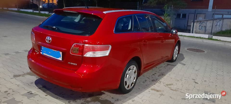 Toyota avensis kombi manualna