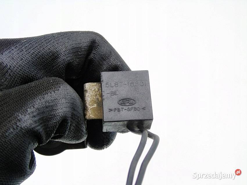 KONDENSATOR 23 16V FORD MAVERICK MAZDA TRIBUTE Sosnowiec sprzedam