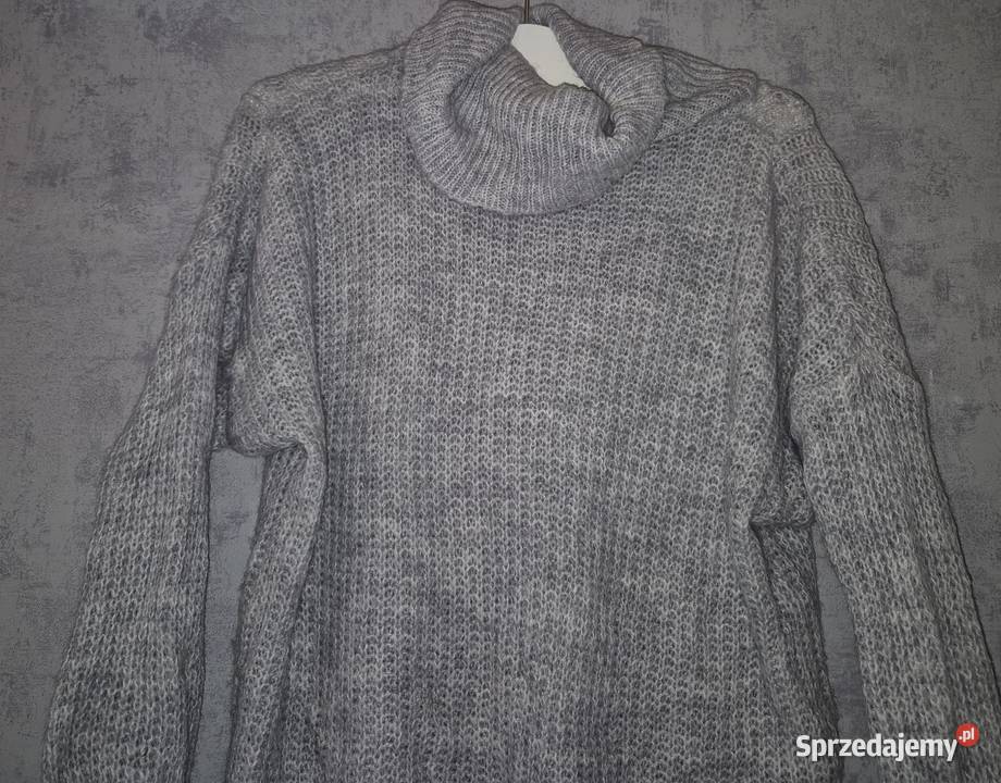 Sweter damski popielaty golf 38M