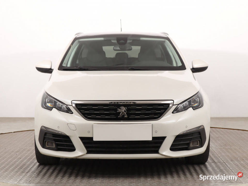 Peugeot 308 12 PureTech światła przeciwmgielne Katowice sprzedam