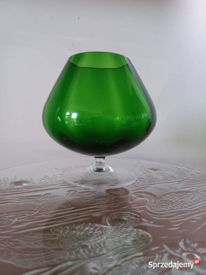 Wazon w formie kielicha zielone szkło sprzedam