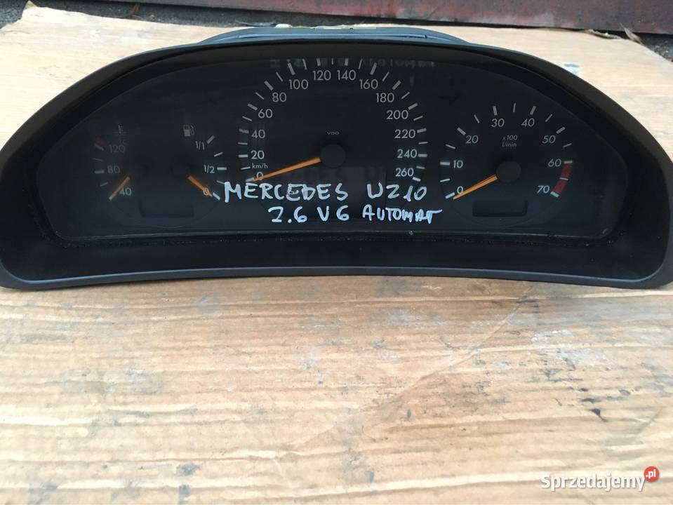 Licznik Mercedes w210 26 v6 A2105401611 Chojnice sprzedam