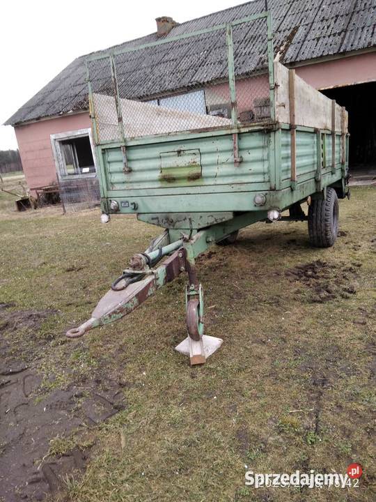Rozrzutnik do obornika Karwacz