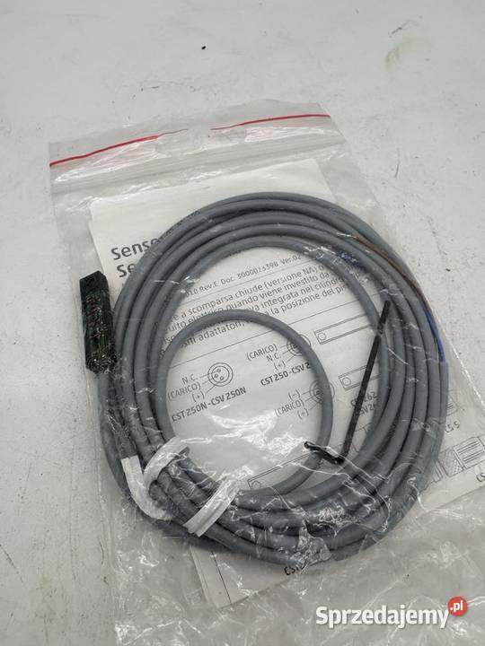 Camozzi CST220 Czujnik położenia tłoka sprzedam