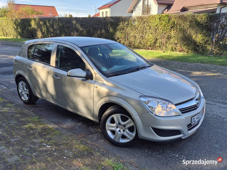 OPEL ASTRA H LIFT 14B OPŁACONY Z NIEMIEC KLIMA Końskie