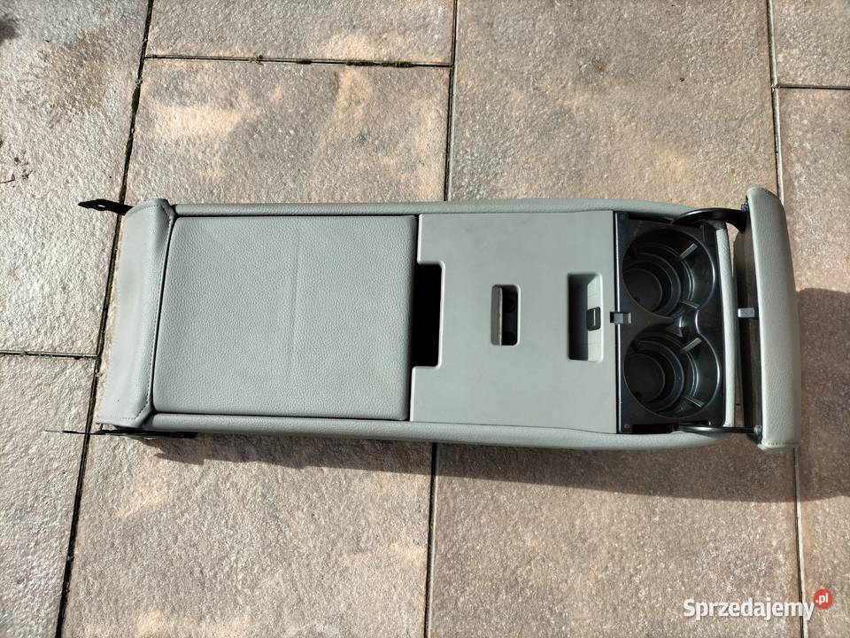 Podłokietnik tylny BMW E60 E61 skóra Dakota GRAU Poręba