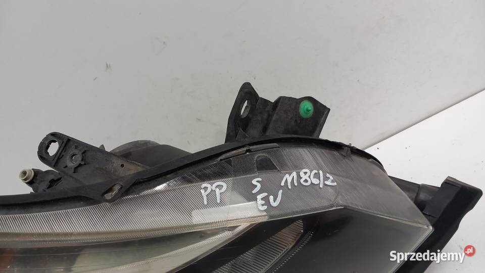 RENAULT CLIO III LAMPA PRZÓD PRAWA EU SOCZEWKA Zbierkowo
