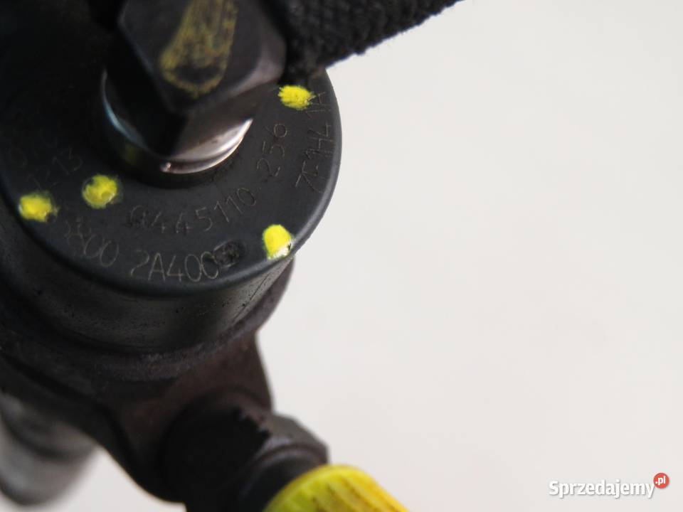 WTRYSKIWACZ KIA RIO II 15 CRDi 0445110256