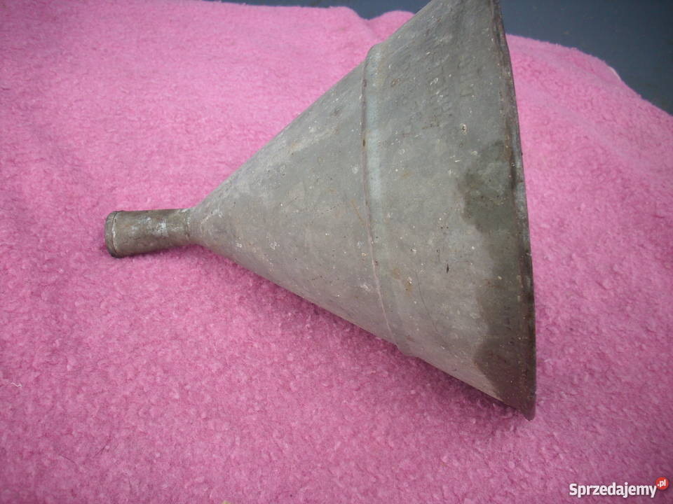 III RzeszaZabytkowy lejek Lipiany sprzedam