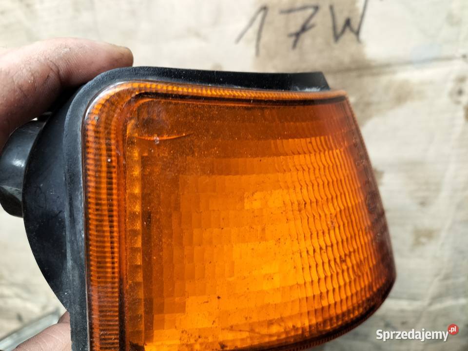 KIERUNKOWSKAZ PRAWY SEAT TOLEDO 1 ŻÓŁTY Kamień-Kolonia
