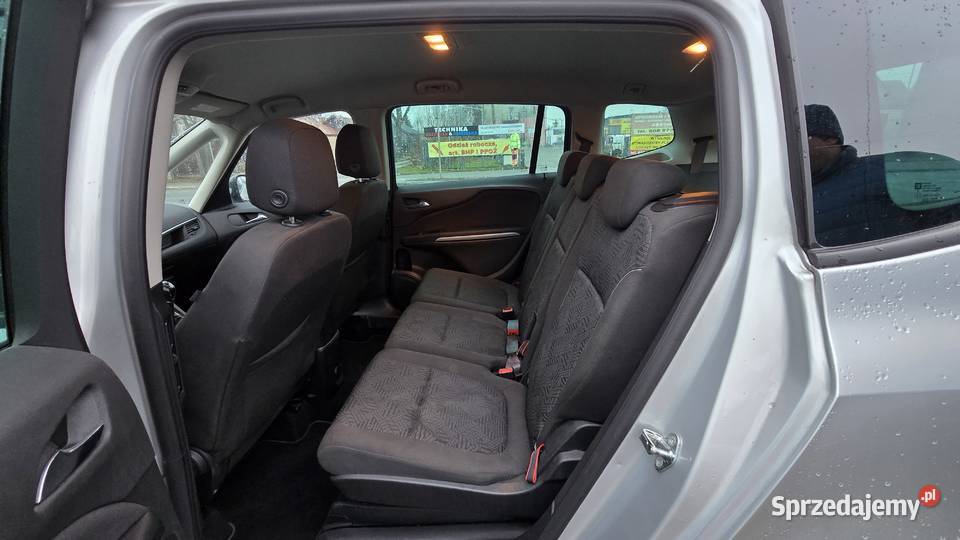 LIFT 7 osób Klimatronik Bluetooth Grzane fotele podgrzewane fotele Andrespol