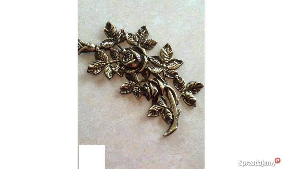 Róża czerniona z dłonią trzyczęściowa z kłosem