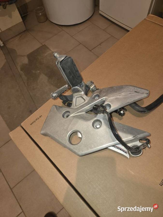 prawy zestaw set podnóżka kierowcy Honda cb500f Rotmanka