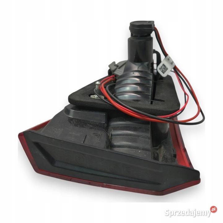 LAMPA PRAWA Volvo S60 II 1018r TYLNA prawy tył W