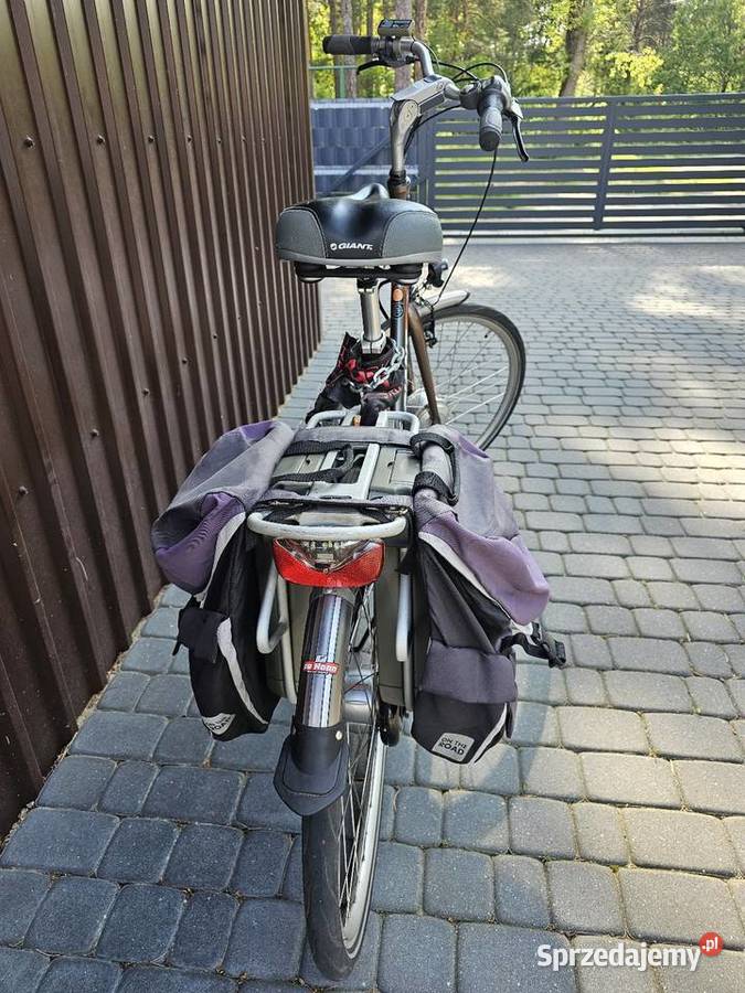 Rower elektryczny Giant Twist Dwie baterie Czarna Woda