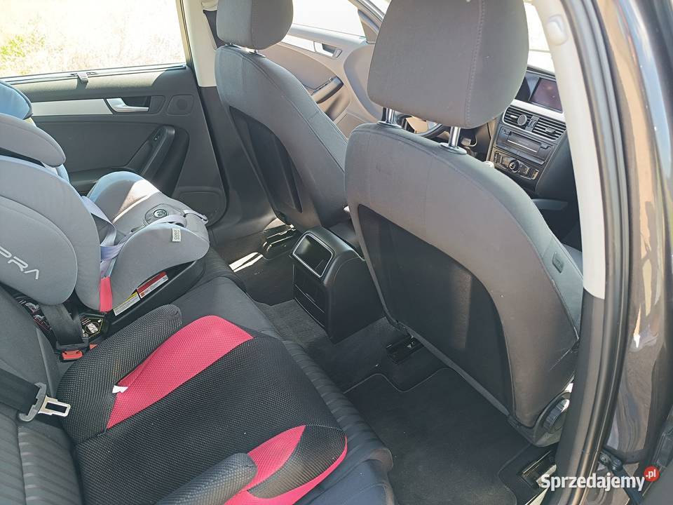 Audi a4 b8 kombi 2010 r Navipdc ksenon Gniezno
