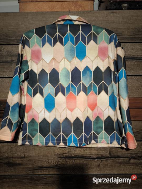 Kolorowa bluzka w romby