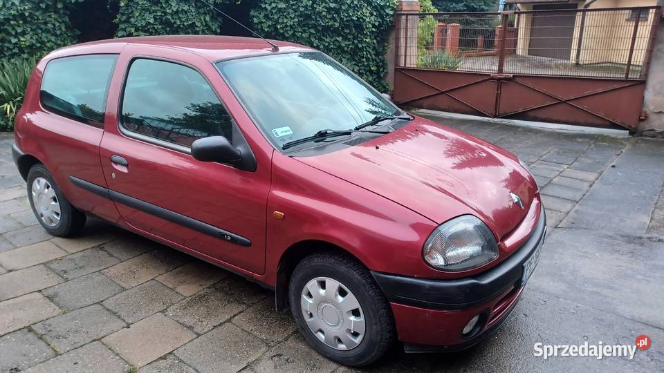 Renault Clio 2 klasyk 148714km wielkopolskie Wyrzysk